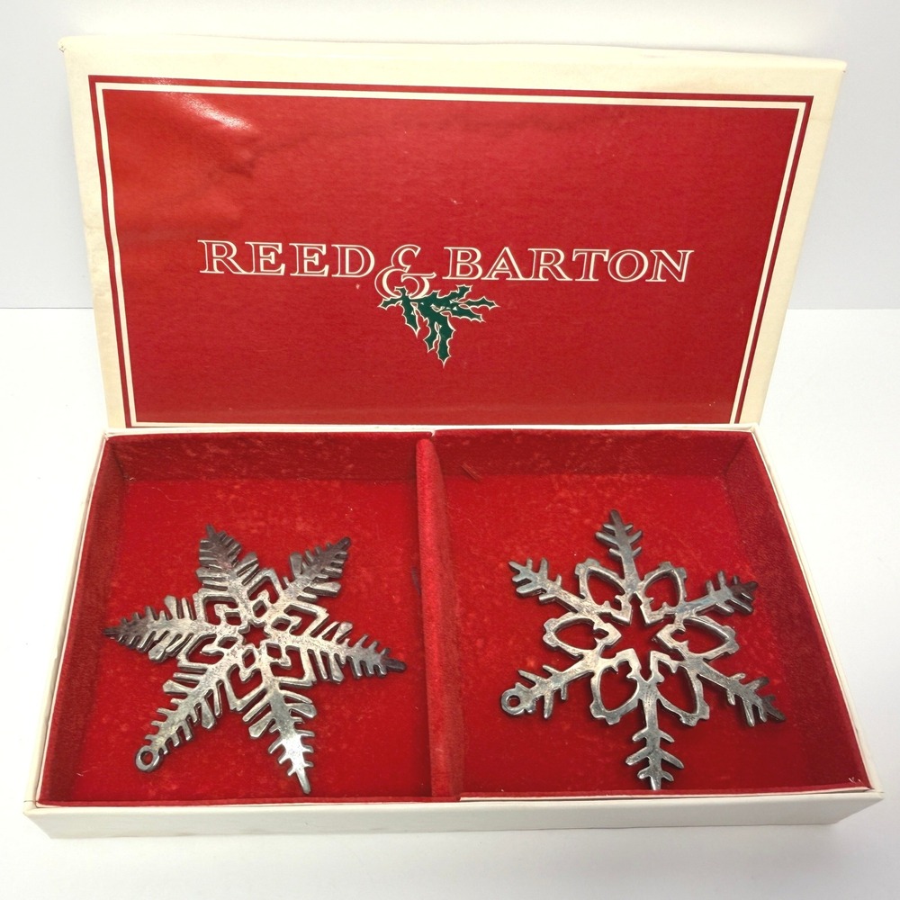 Reed & Barton 1977 Sterling Silver Snowflake Ornaments Set of 2 With Box